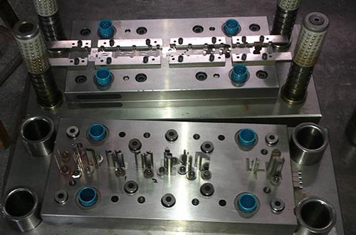 精密冲压模具案例